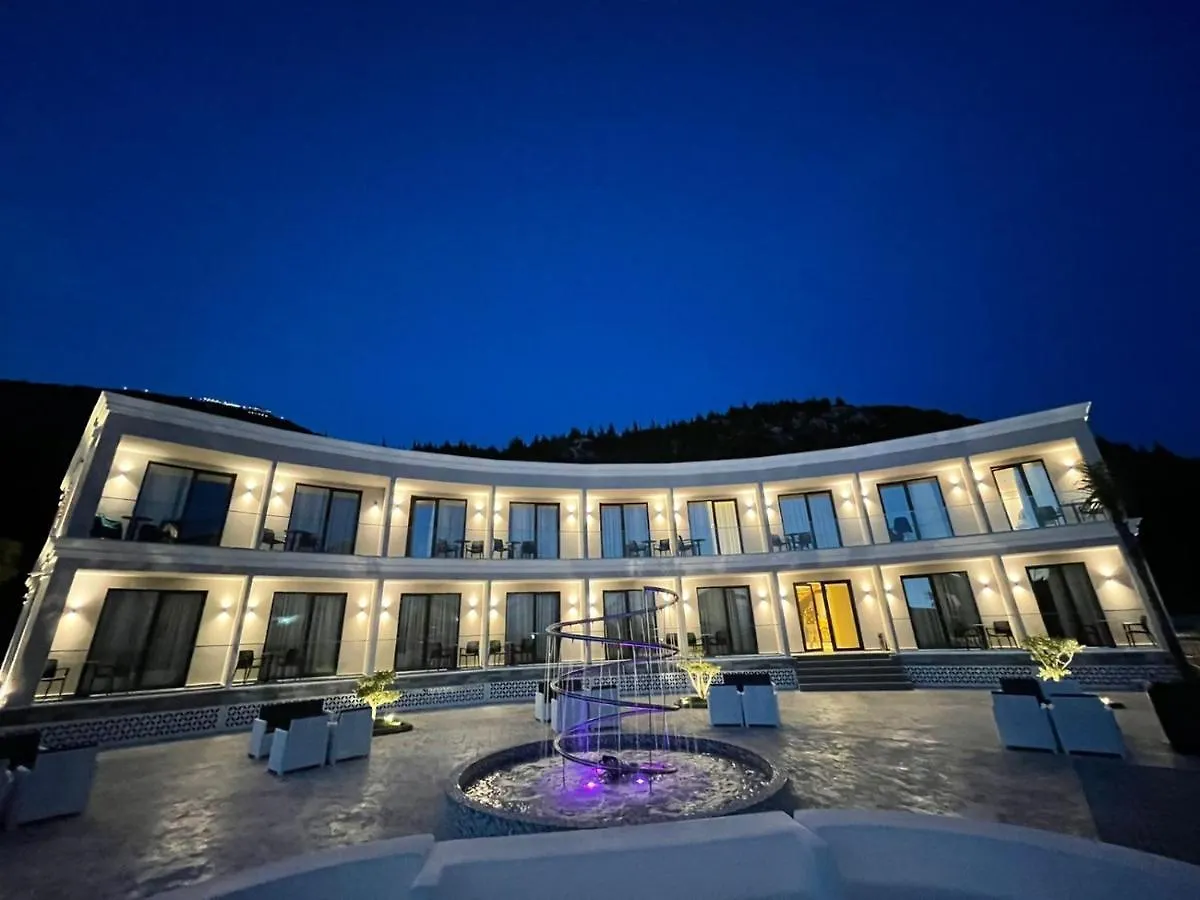 Ebbi Hotel Dhërmi