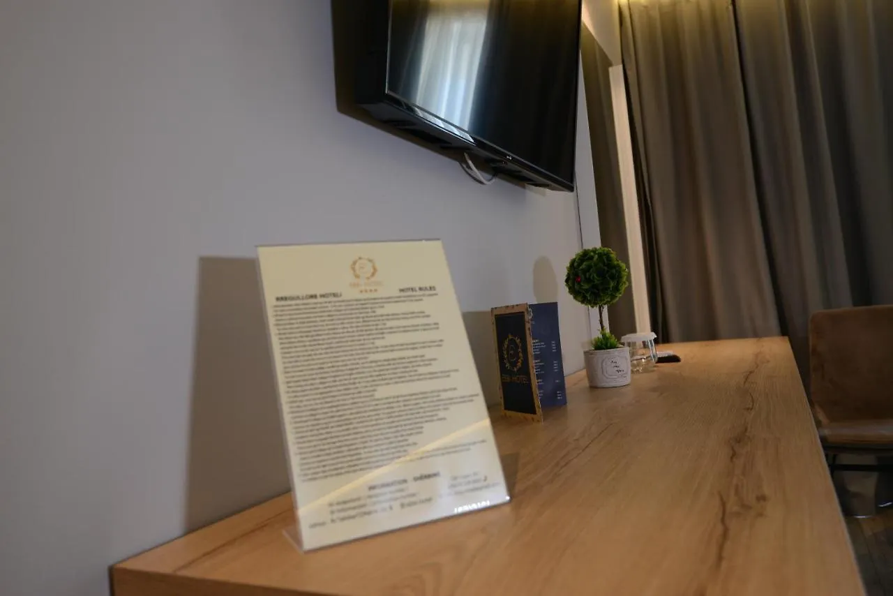 Ebbi Hotel Dhërmi 0*,